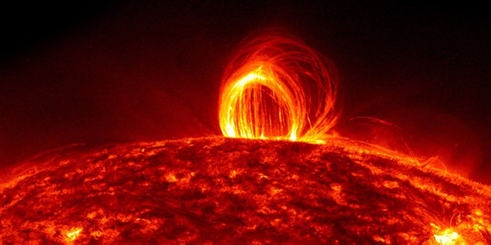 太陽で強力なフレアが発生 – 強力な磁気嵐の可能性