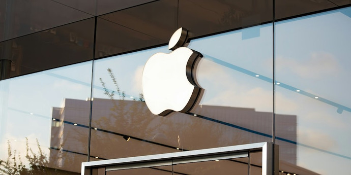 Appleはカメラ付きのスマートリング、メガネ、ヘッドフォンを検討中