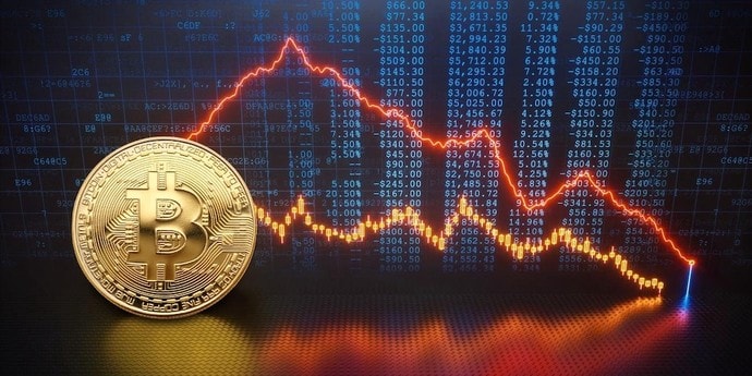Почему упал Bitcoin? Эксперты объяснили (очередной) резкий обвал
