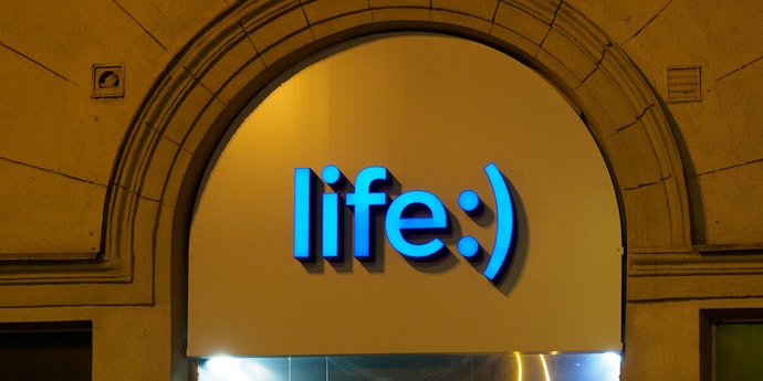 life:) запустил удаленное подключение eSIM