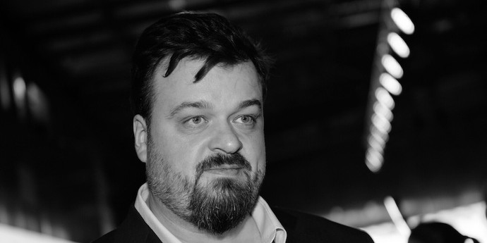 Умер комментатор Василий Уткин