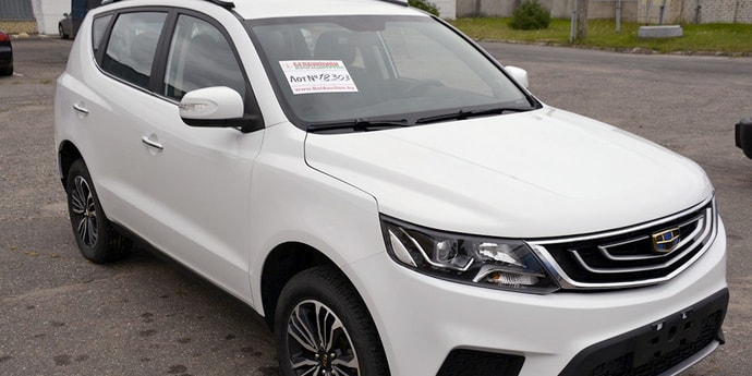 На аукцион выставлен первый Geely Emgrand X7 белорусской сборки