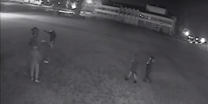 Схватка у клуба: мозырянин сначала стрелял из пневматики вверх, потом — в ухо оппоненту (видео)