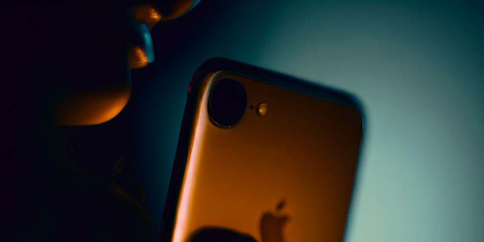 Apple сможет эффективнее блокировать функции iPhone в зависимости от ...