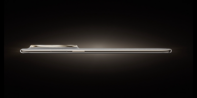 ファーウェイは6500mAhバッテリーを搭載した薄型スマートフォン「Mate 70 Air」を発表