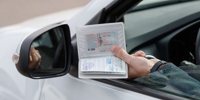 Количество авто с пройденным техосмотром продолжает падать. Уже завтра начнутся рейды ГАИ
