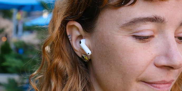 「「プロシキ」に代わるほぼ理想的な選択肢」? AirPods 4 レビューまとめ