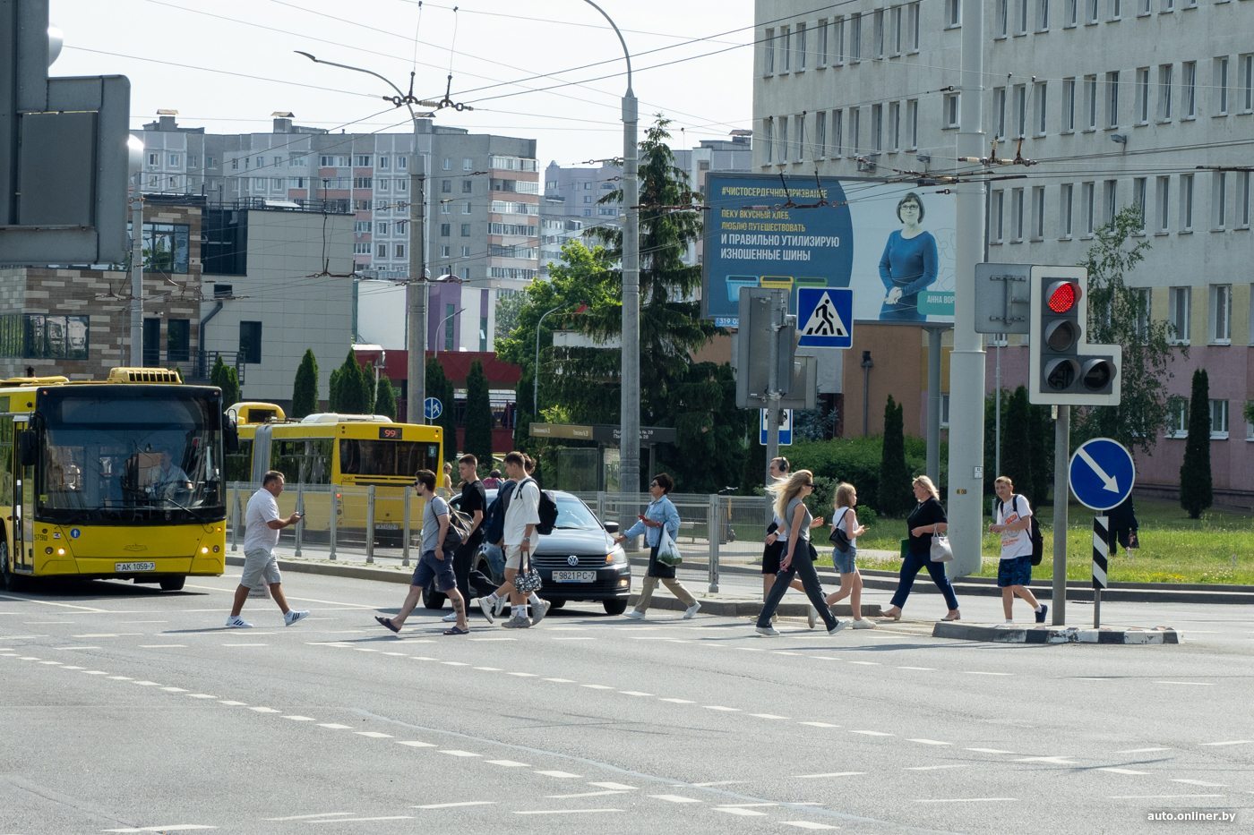 Почему дети попадают под машины?