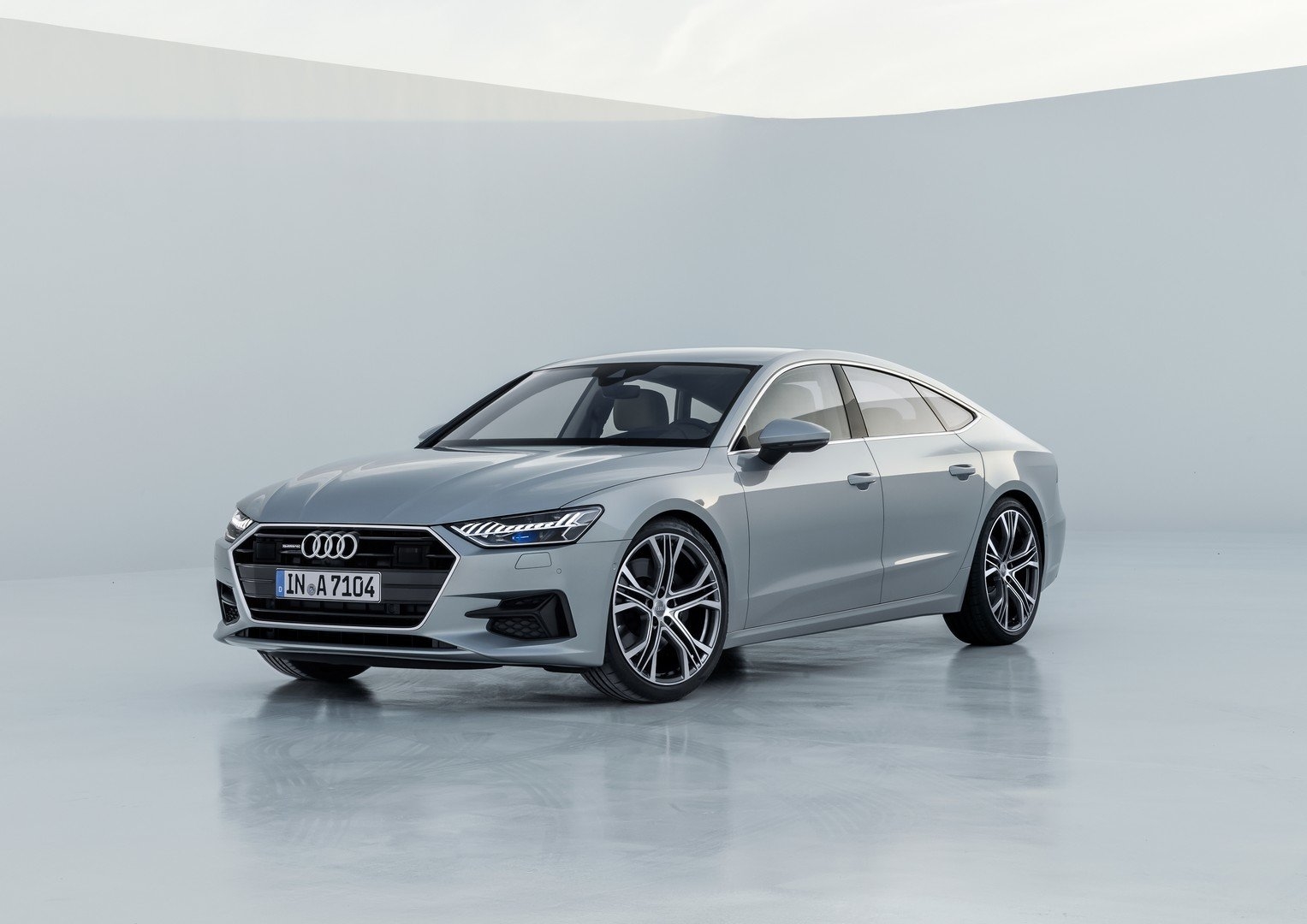 Немцы представили новый Audi А7