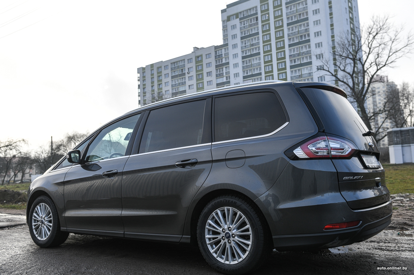 Купил аукционный Ford Galaxy через посредников. Уверен, что его надули