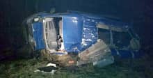 Пьяный водитель Lexus столкнулся с микроавтобусом на трассе М1. Один человек погиб, пятеро пострадали