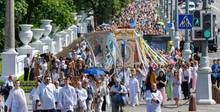 Если сегодня были в центре Минска, вы точно видели эту колон
