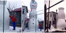 В Жлобине слепили, предположительно, самого высокого снеговика Беларуси. Его рост — 9,15 метра (видео)