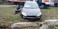 Под Кобрином водитель Renault вылетел в кювет и врезался в бетонное ограждение