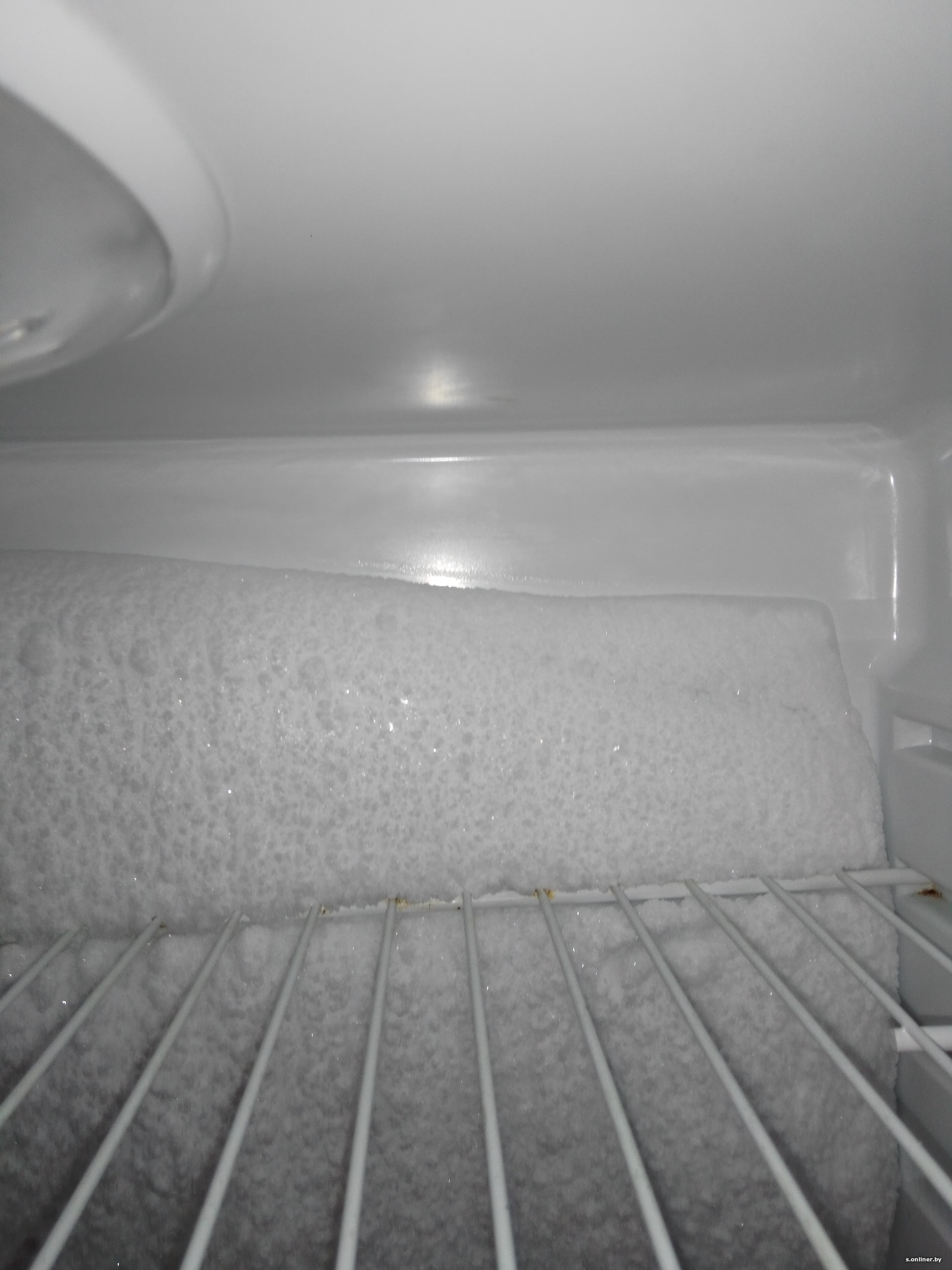Намерзает лед в холодильнике Атлант
